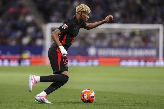 希尔德：库里缺阵时我们得填补空缺，用自己的方式串联比赛