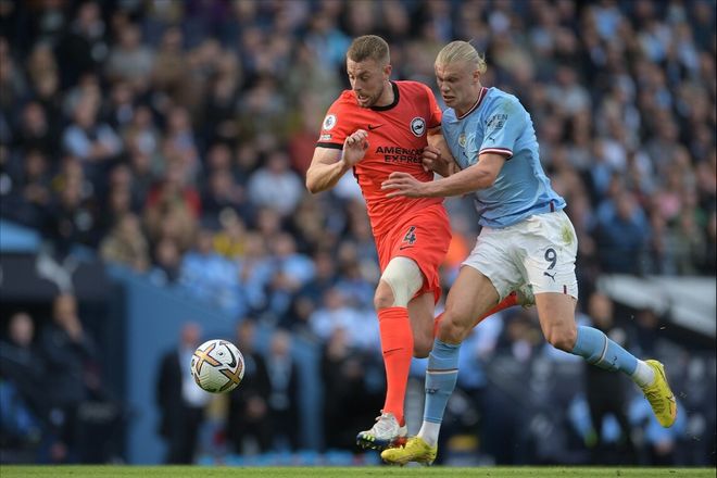 哈登下半场哑火4中0仅得2分，正负值-17全队最低