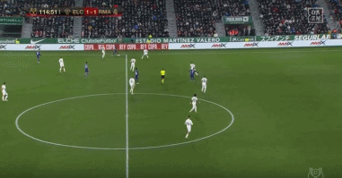 巴萨迎来疯狂十二月，团队成长关键期