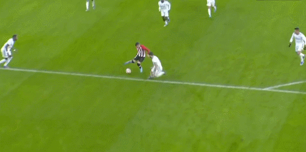 跟队：国米正在关注铃木彩艳、维卡里奥等多位门将