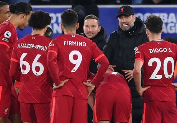 梅西获美职联MVP并率队首夺总冠军，雨中致歉开幕式取消